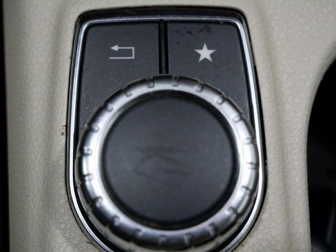 Used 2019 Mercedes-Benz GLA 250 image 22