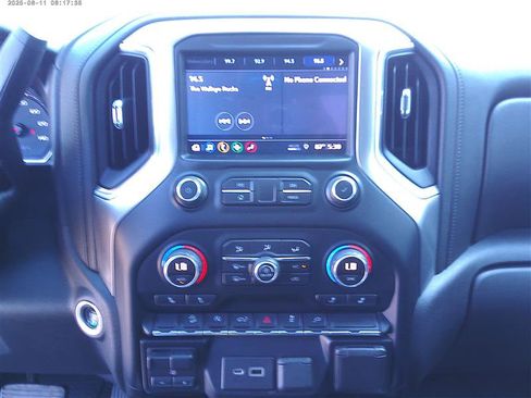 Used 2019 Chevrolet Silverado 1500 RST AWD/4WD image 15