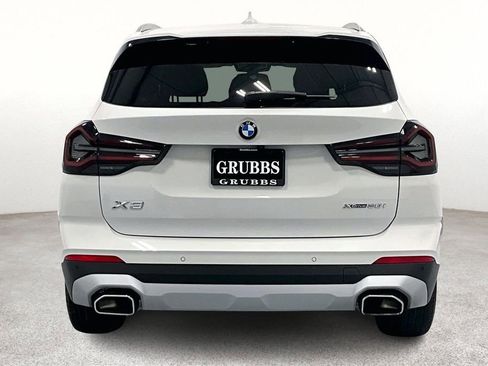 Used 2024 BMW X3 xDrive30i w/ Premium Package w/ZPA image 6