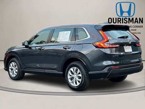 Used 2023 Honda CR-V LX image 3