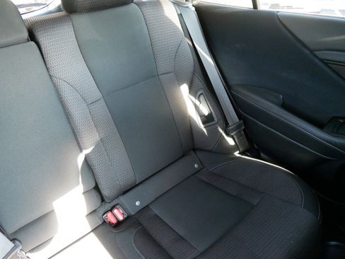 Used 2024 Subaru Outback Premium image 14