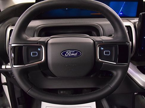 Used 2025 Ford Expedition Max Active image 21