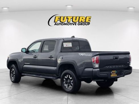 Certified 2021 Toyota Tacoma TRD Off-Road w/ Technology Package AWD/4WD image 7