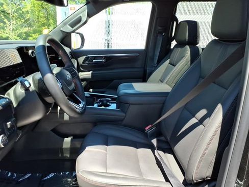 Used 2026 Chevrolet Tahoe RST w/ Comfort Package AWD/4WD image 11
