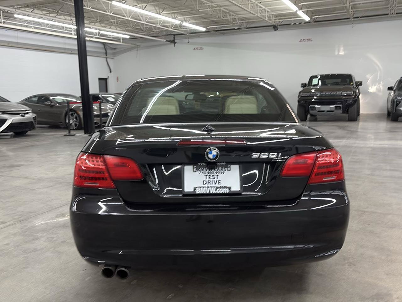 Used 2011 BMW 328i Convertible w/ Premium Pkg RWD image 9