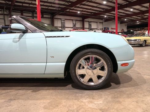 Used 2003 Ford Thunderbird RWD image 11