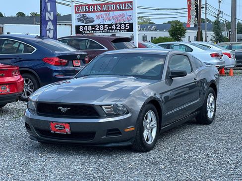 Used 2011 Ford Mustang Coupe w/ 101A Rapid Spec Order Code RWD image 3