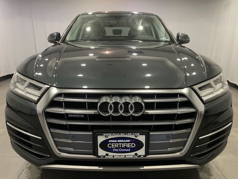 Used 2019 Audi Q5 2.0T Premium Plus w/ Premium Plus Package AWD/4WD image 2