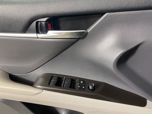 Used 2023 Toyota Camry LE image 21