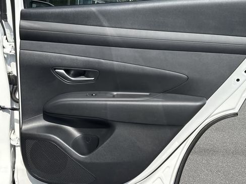 New 2026 Hyundai Tucson SEL FWD image 16