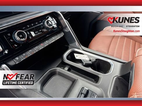 Used 2024 GMC Sierra 3500 Denali Ultimate image 34