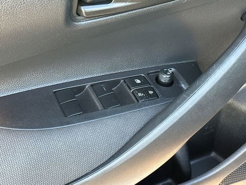 Certified 2025 Toyota Corolla LE image 15