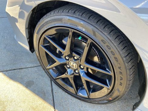 Used 2025 Honda Civic Sport image 24