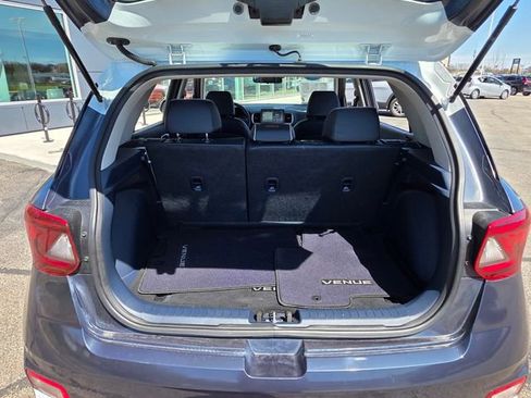 Used 2020 Hyundai Venue FWD image 26