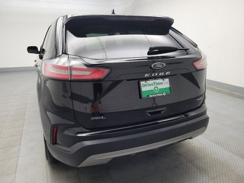 Used 2023 Ford Edge SEL image 6