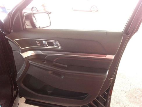 Used 2017 Ford Explorer Sport AWD/4WD image 21