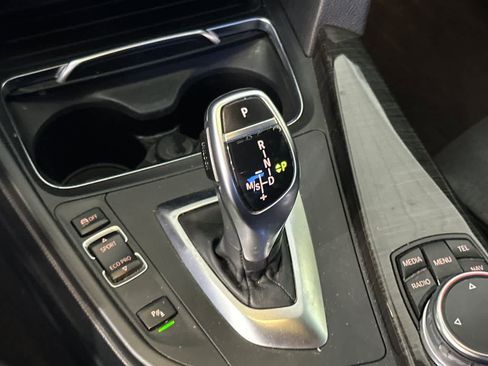 Used 2016 BMW 428i Coupe w/ Technology Package RWD image 23