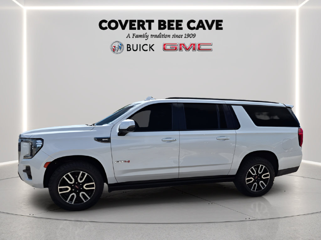 Used 2023 GMC Yukon XL AT4 w/ AT4 Premium Package AWD/4WD image 4