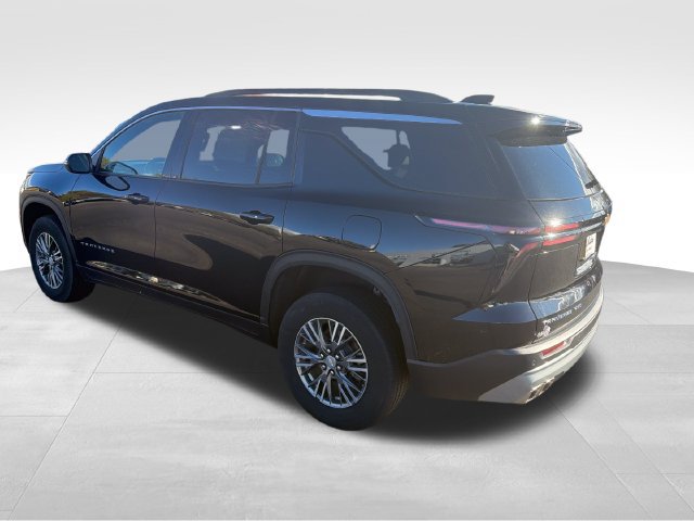 Used 2026 Chevrolet Traverse LT AWD/4WD image 3