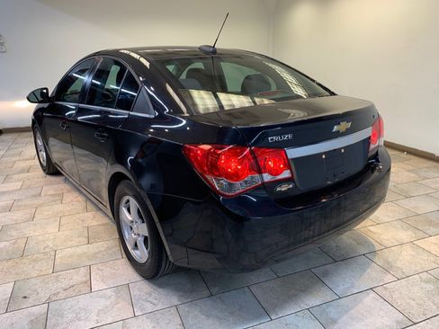 Used 2015 Chevrolet Cruze LT w/ Sun And Sound Package FWD image 5