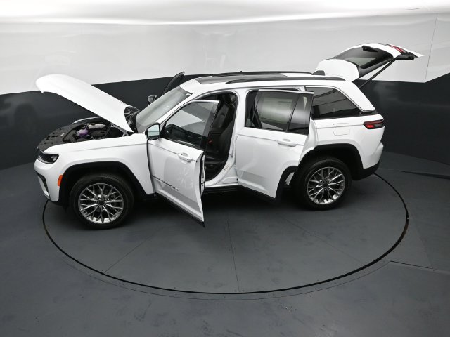 New 2027 Jeep Grand Cherokee Limited AWD/4WD image 27