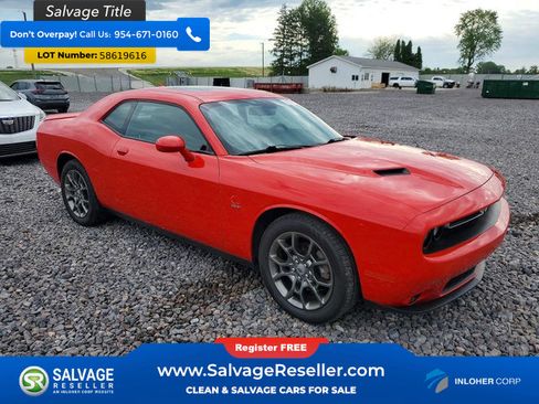 Used 2017 Dodge Challenger GT w/ Driver Convenience Group AWD/4WD image 5