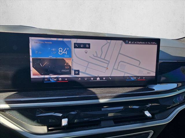 Used 2024 BMW X7 xDrive40i w/ M Sport Package AWD/4WD image 15