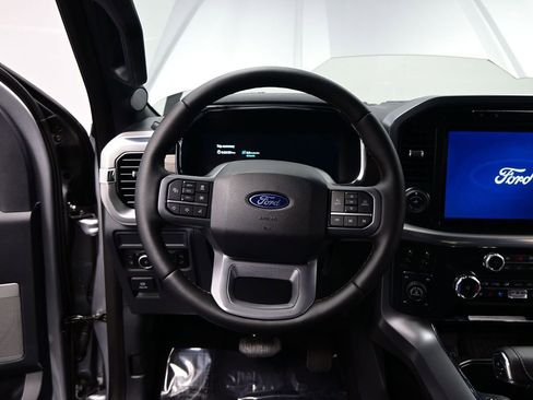 Used 2025 Ford F150 Lariat w/ Equipment Group 501A Mid AWD/4WD image 18