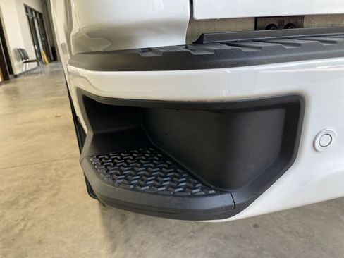 Used 2024 GMC Sierra 3500 Denali image 14