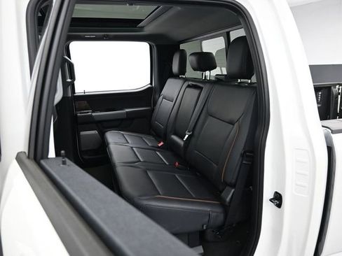New 2026 Ford F250 Lariat w/ Black Appearance Package AWD/4WD image 27
