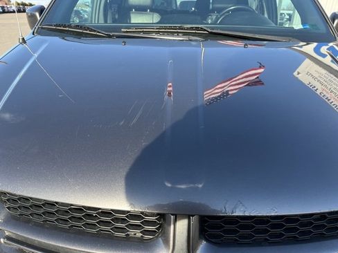 Used 2019 Dodge Grand Caravan GT image 3