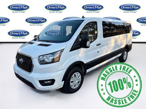 Used 2023 Ford Transit 350 XLT image 3