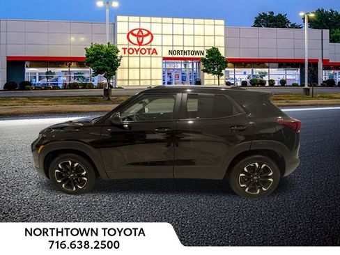 Used 2023 Chevrolet TrailBlazer LT image 12