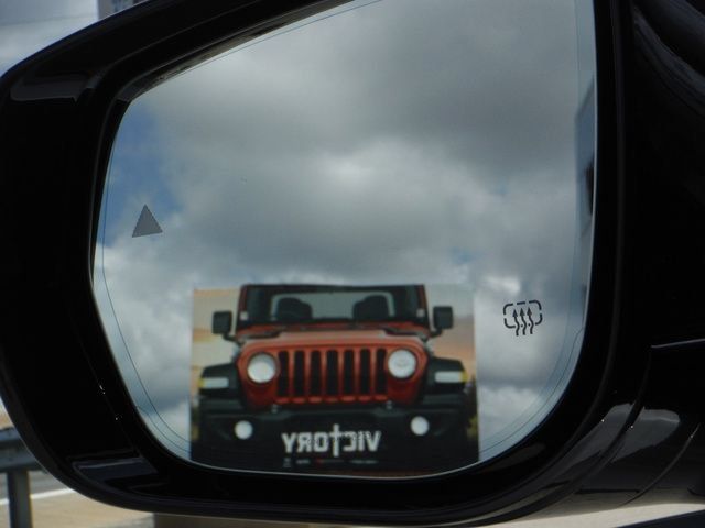 Certified 2023 Jeep Grand Cherokee Overland w/ Luxury Tech Group IV AWD/4WD image 52