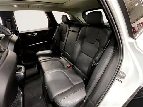 Certified 2023 Volvo XC60 B5 Plus image 26