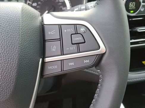 Certified 2026 Toyota Highlander XLE AWD/4WD image 20