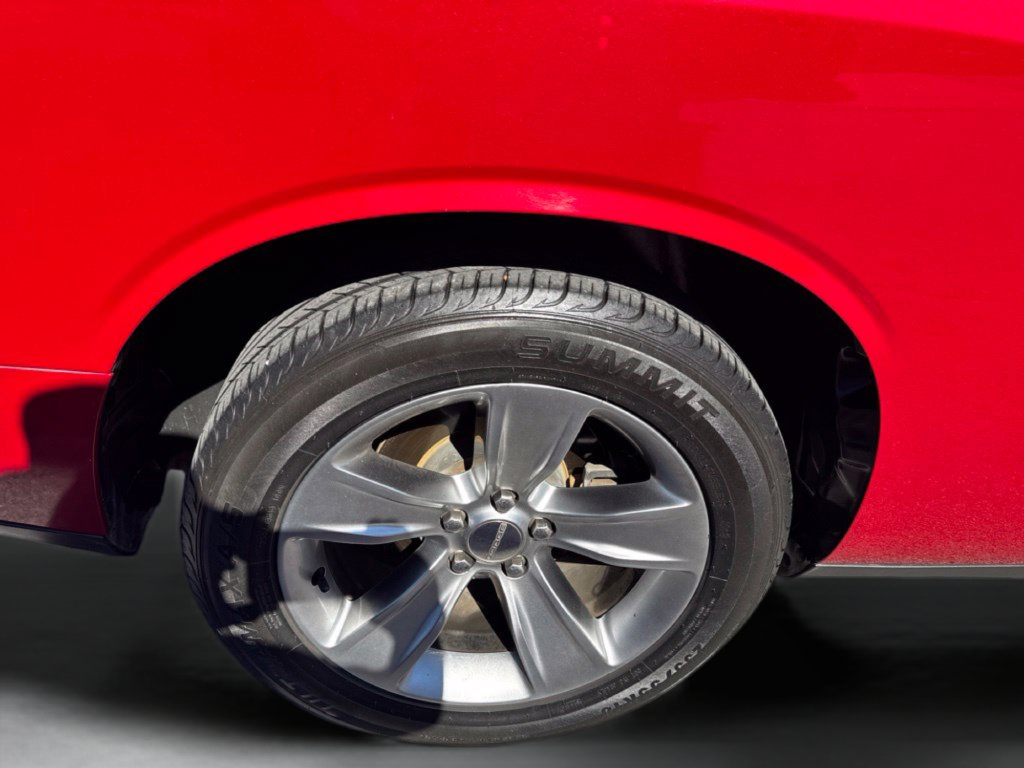Used 2015 Dodge Challenger SXT w/ Driver Convenience Group RWD image 29