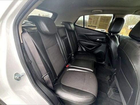 Used 2022 Buick Encore Preferred w/ Safety Package image 24