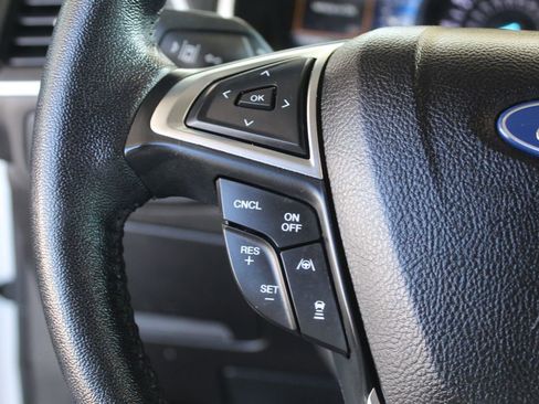 Used 2021 Ford Edge SEL w/ Convenience Package image 25