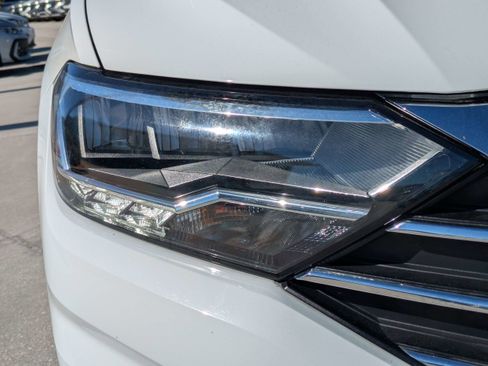 Used 2019 Volkswagen Jetta S image 10