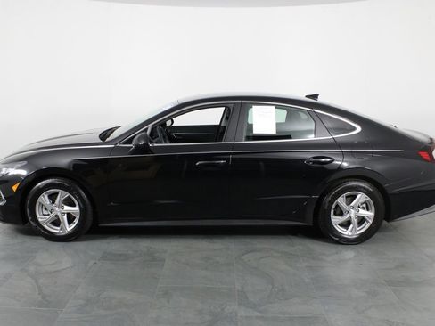 Used 2020 Hyundai Sonata SE w/ Cargo Package image 10