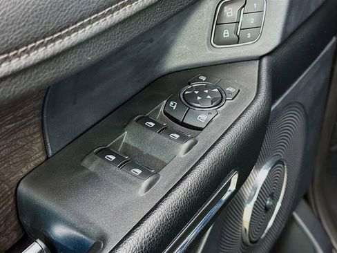 Used 2020 Ford Expedition Limited w/ Special Edition Package image 18