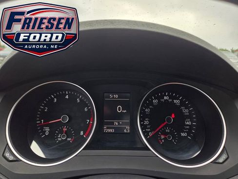 Used 2017 Volkswagen Jetta SE FWD image 17
