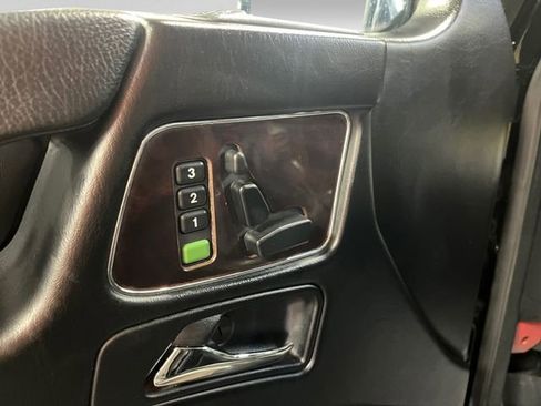 Used 2012 Mercedes-Benz G 550 image 36