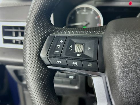 Used 2025 Mitsubishi Outlander SE AWD/4WD image 16
