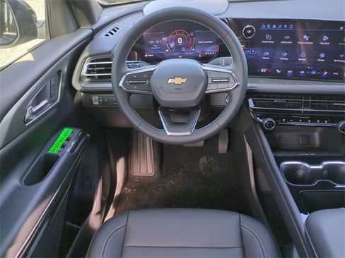 New 2026 Chevrolet Traverse LT w/ Driver Confidence Package image 16