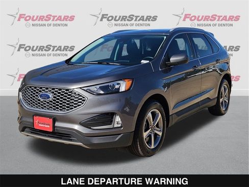 Used 2023 Ford Edge SEL w/ Convenience Package image 9