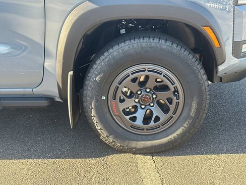 New 2026 Nissan Frontier PRO-4X w/ Pro-4x Convenience Package image 12