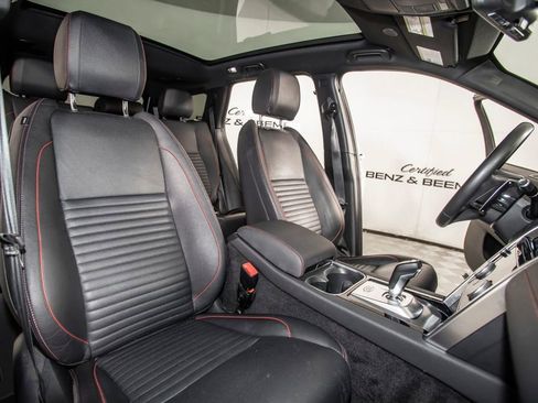 Used 2022 Land Rover Discovery Sport SE R-Dynamic image 22