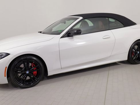Used 2023 BMW 430i xDrive Convertible w/ M Sport Package image 3